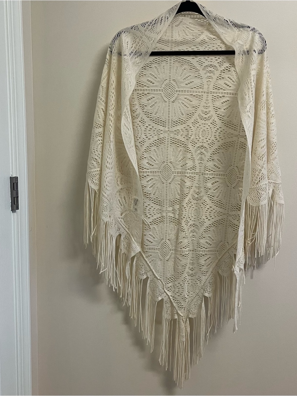 Vintage 1970s Rochelle California open knit Crochet boho festival shawl fringe
